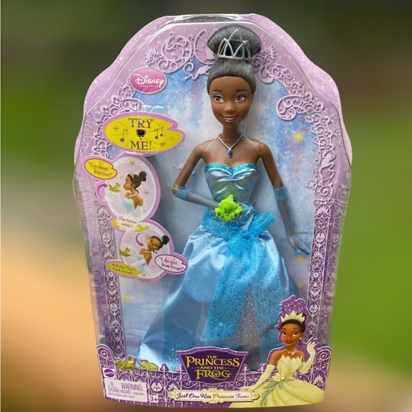 Disney Princess Tiana Doll The Princess and The Frog - Picture 13 of 15